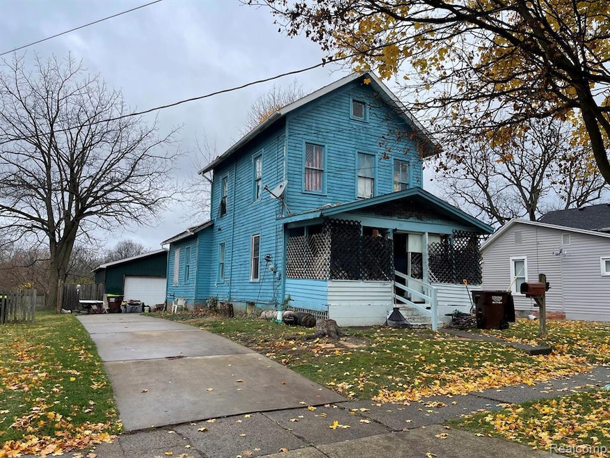 817 Ormsby St, Adrian, MI 49221 - photo 1