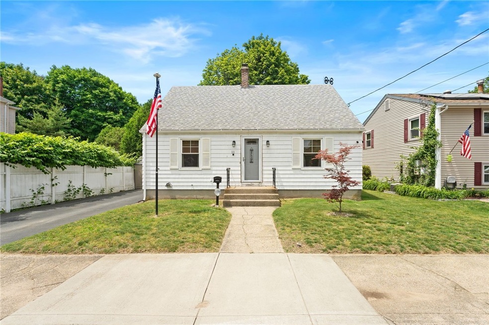 11 Lenox Ave, West Warwick, RI 02893 - photo 1