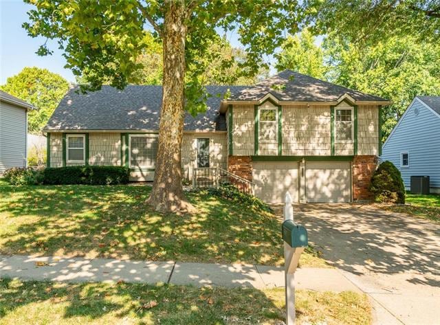 12302 W 101st Terrace, Lenexa, KS 66215 - photo 1