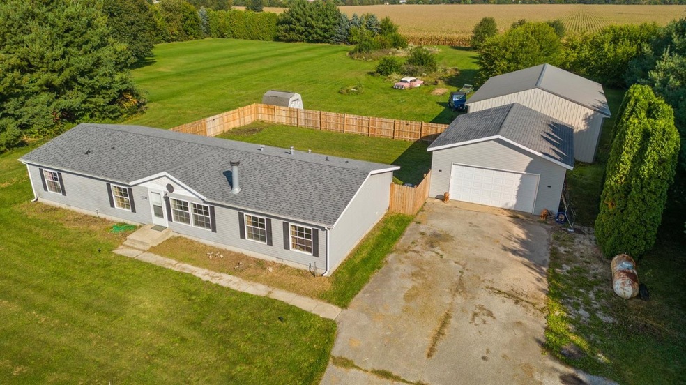 2133 E 500 S, La Porte, IN 46350 - photo 1