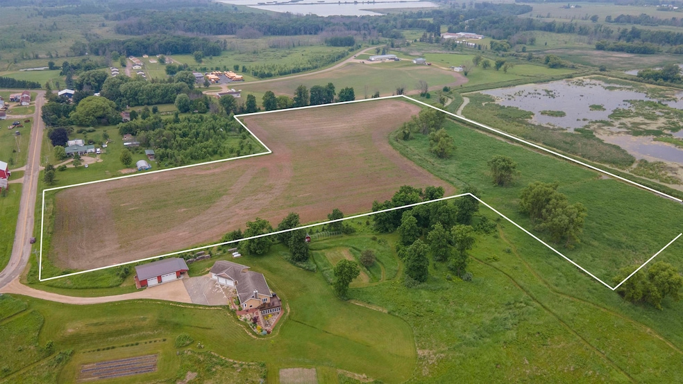For Sale $137,980 • Co-Listing Agent