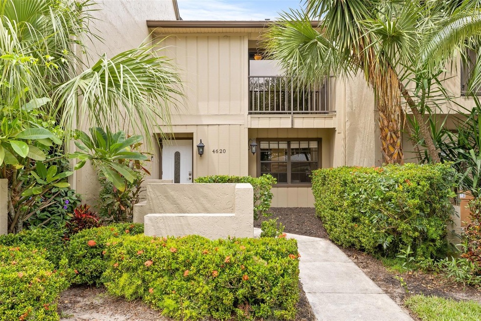 4620 Hidden View Place unit 10, Sarasota, FL 34235 - photo 1