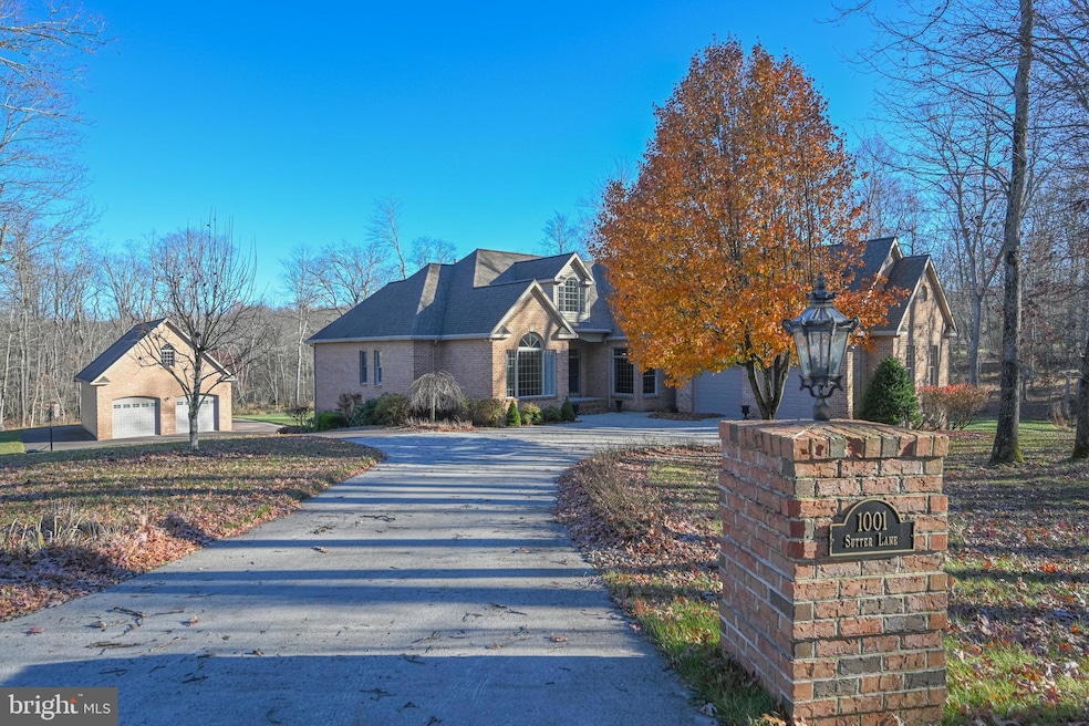 1001 Sutter Ln, Oakland, MD 21550 - photo 1