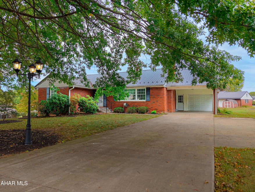 168 Shawnee Cir, Bedford, PA 15522 - photo 1