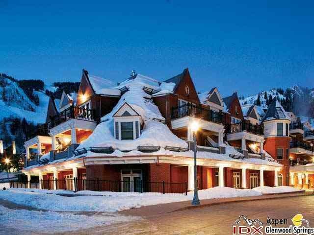 415 E Dean St Unit 5 Weeks 51&52, Aspen, CO 81611 - photo 1