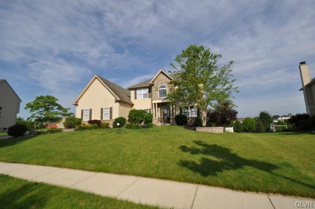 6416 Carmel Dr, Macungie, PA 18062 - photo 1