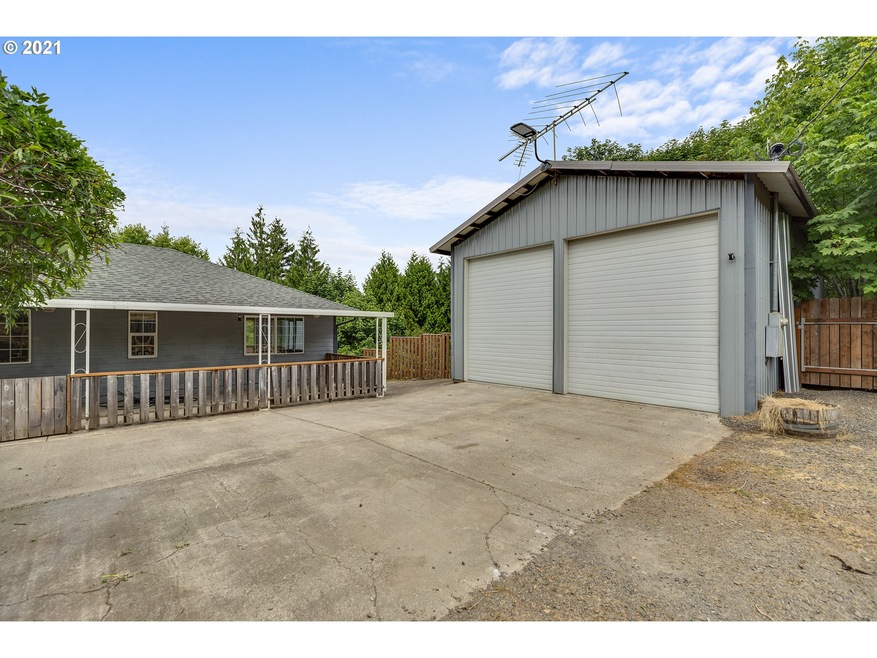 40625 SE Highway 26, Sandy, OR 97055 - photo 1