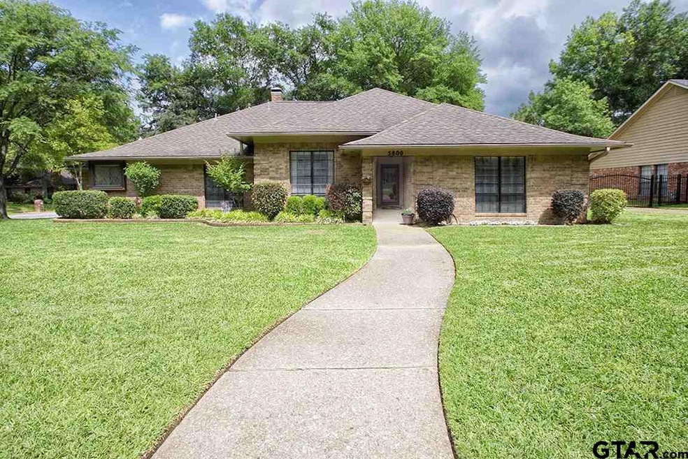 5800 Sheffield Dr, Tyler, TX 75703 - photo 1