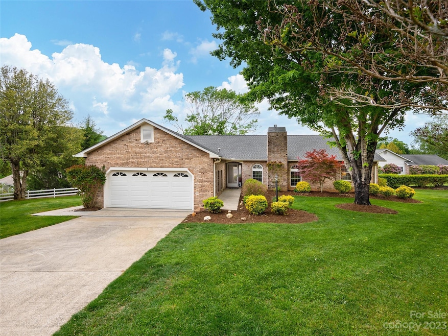 7 Creekside Ct, Asheville, NC 28803 - photo 1