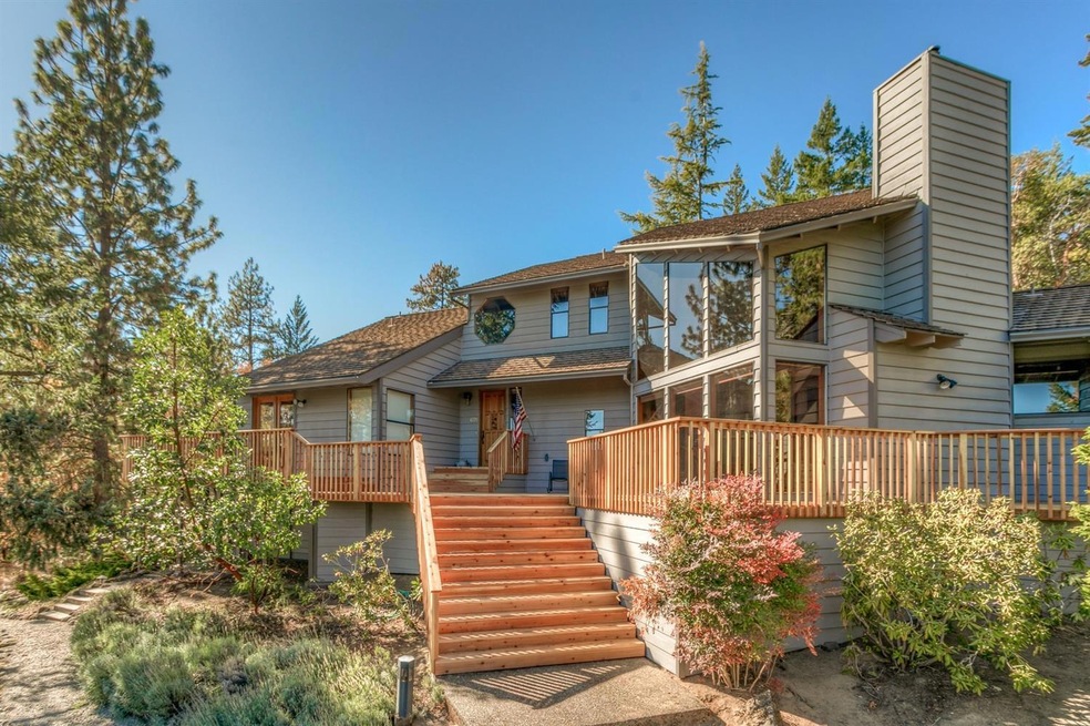 4379 Tami Ln, Central Point, OR 97502 - photo 1