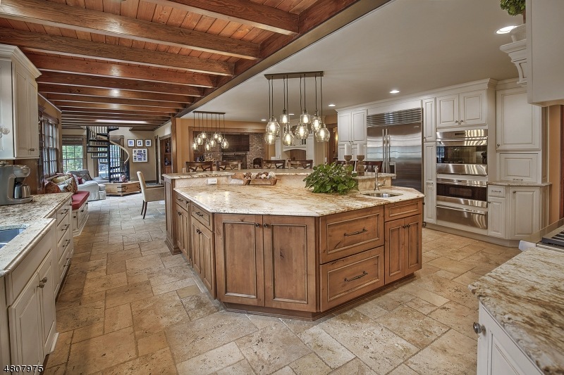 2 Lauriel Ct, Warren, NJ 07059 - photo 1