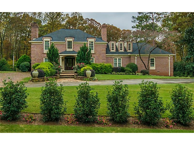 Remodeled 4 sides brick with finished basement