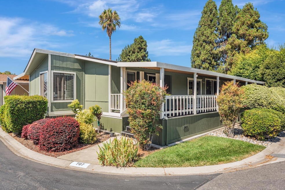707 Mill Stream Dr unit 707, San Jose, CA 95125 - photo 1
