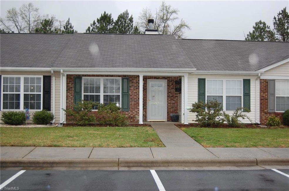 203 Chesapeake Ln, Archdale, NC 27263 - photo 1