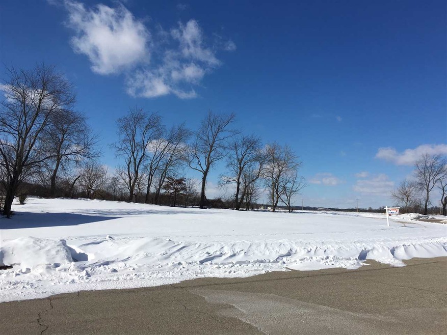 411 N Bergamont Blvd, Oregon, WI 53575 - photo 1