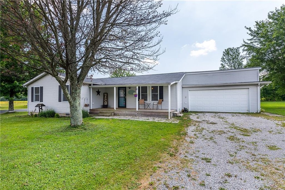 728 Floyd Ave, Versailles, IN 47042 - photo 1