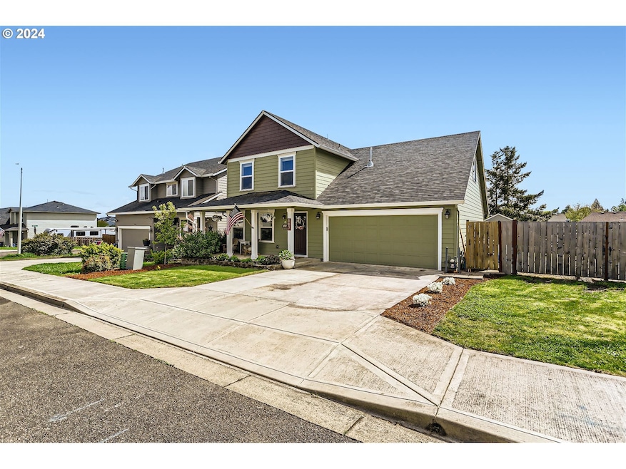 887 E 16th St, Lafayette, OR 97127 - photo 1