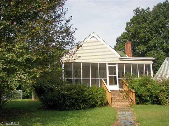 203 Bossong Dr, Asheboro, NC 27205 - photo 1