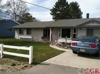 Country home located close to town in beautiful At