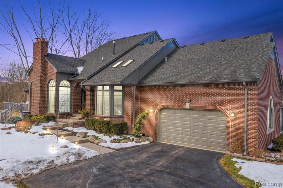 2281 Sandlewood Dr-1.jpg