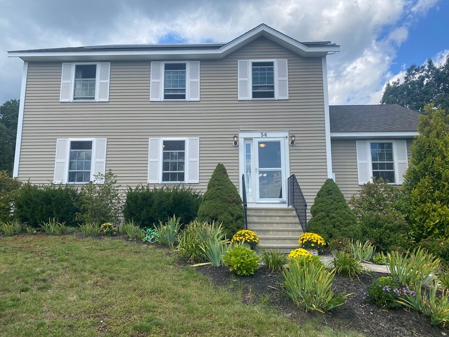 54 Brierwood Dr, Fitchburg, MA 01420 - photo 1
