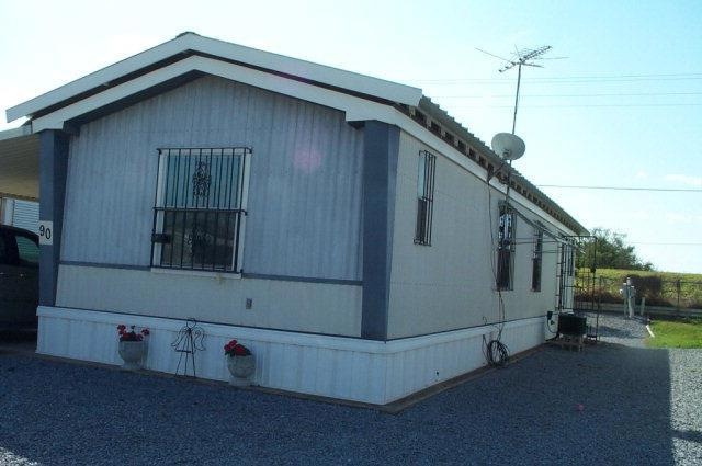 215 S Valley View Rd unit 90, Donna, TX 78537 - photo 1