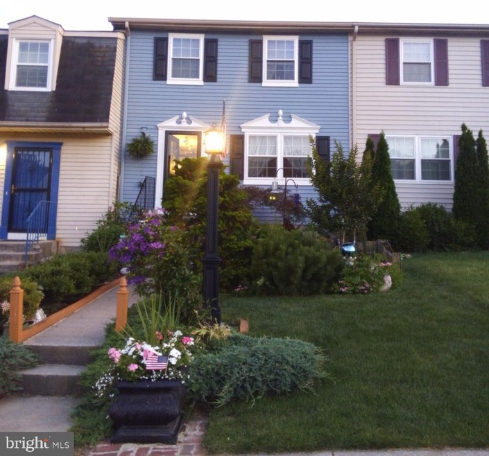 27 Windersal Ln, Parkville, MD 21234 - photo 1