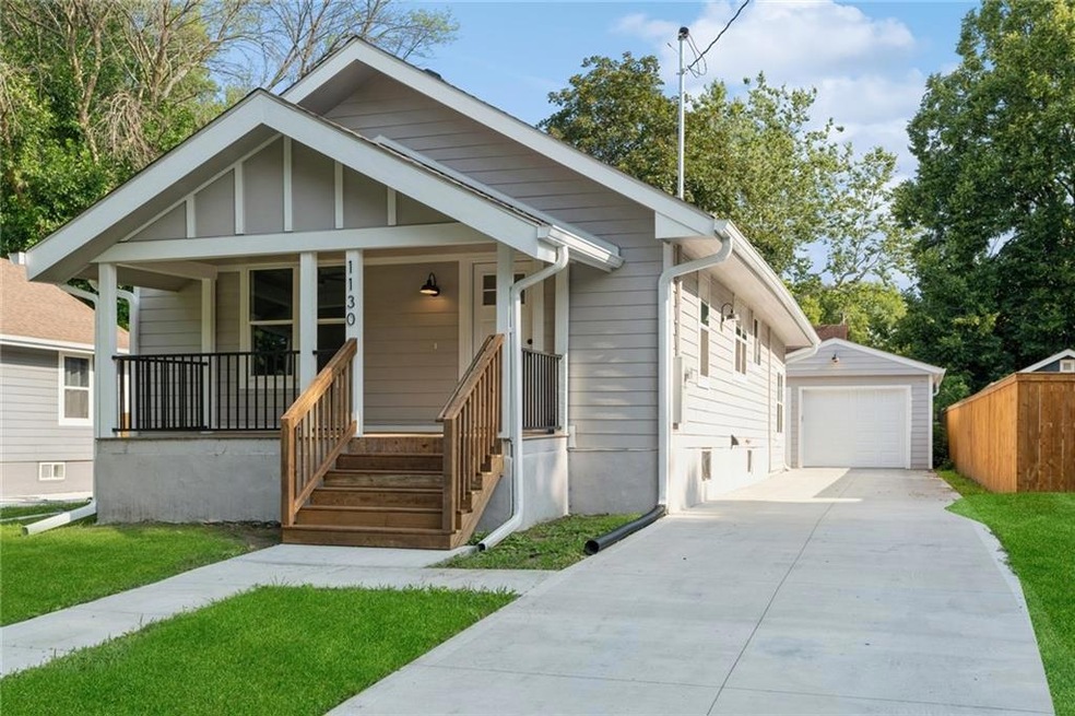 1130 Seneca Ave, Des Moines, IA 50313 - photo 1