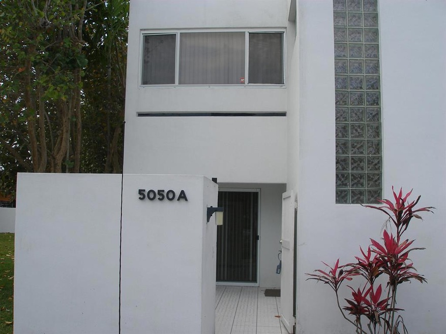 view front of townhome