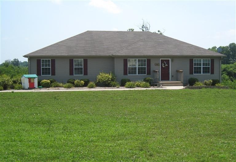 1695 Oregon Rd, Versailles, KY 40383 - photo 1