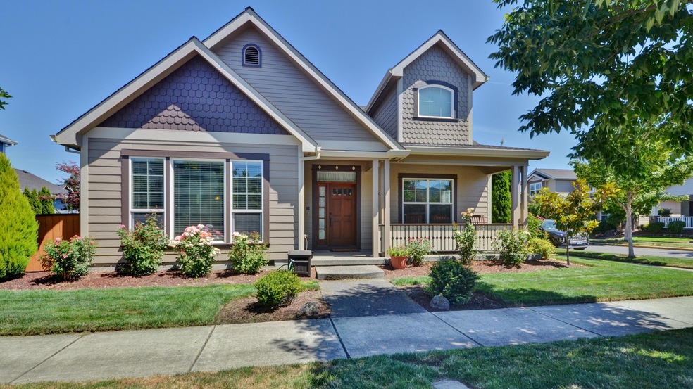 920 Buck Point St, Central Point, OR 97502 - photo 1