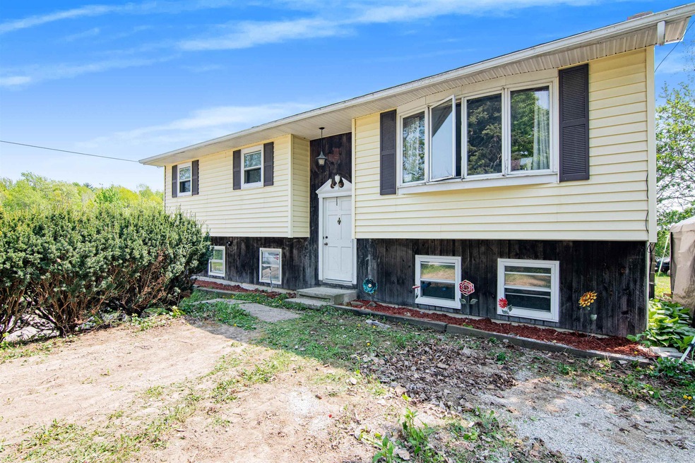 4109 Lower Newton Rd, Swanton, VT 05488 - photo 1