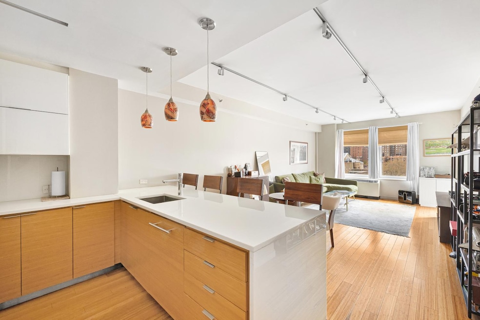 303 Residences unit 7-C, New York, NY 10016 - photo 1