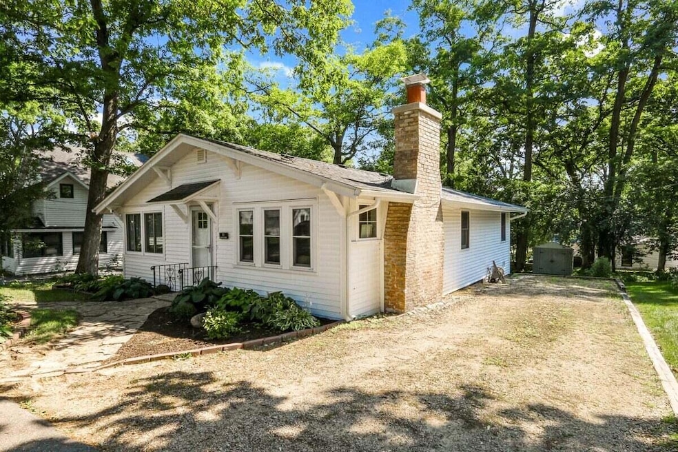 For Rent $2,300/month