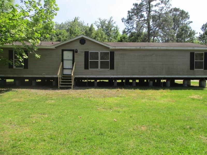 1349 Canal St, Darien, GA 31305 - photo 1