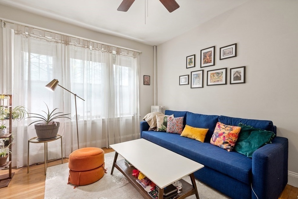 268 Windsor St unit 2, Cambridge, MA 02139 - photo 1