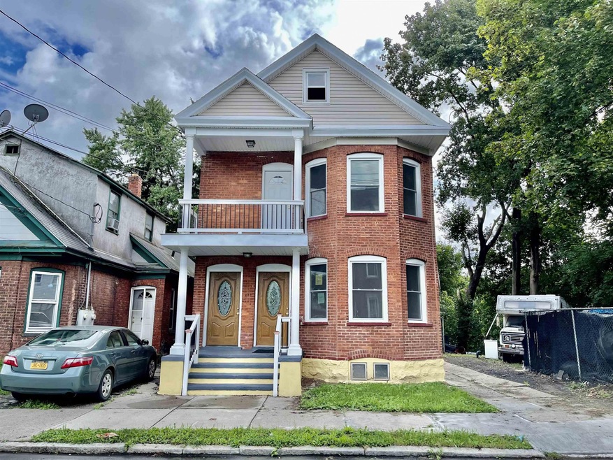882 Strong St, Schenectady, NY 12307 - photo 1