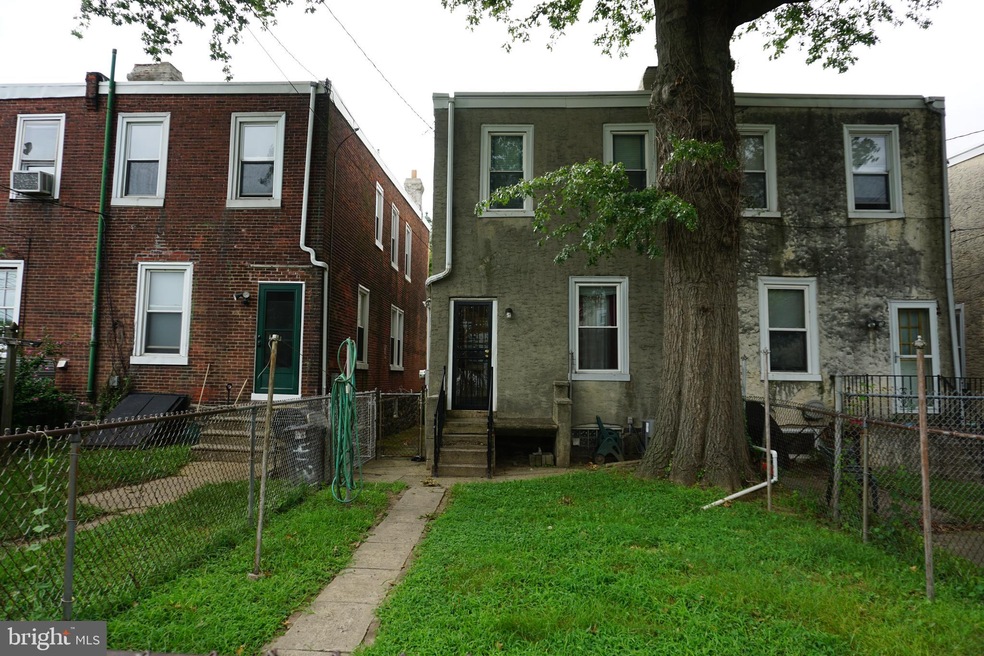 411 S 4th St, Darby, PA 19023 - photo 1