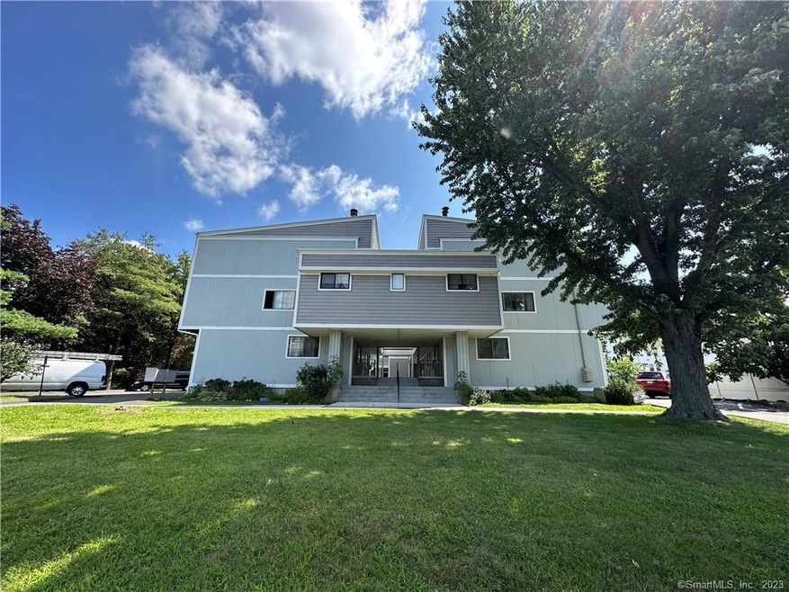 296 Main Ave unit 21, Norwalk, CT 06851 - photo 1