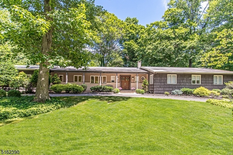 15 Heritage Ln, Scotch Plains, NJ 07076 - photo 1