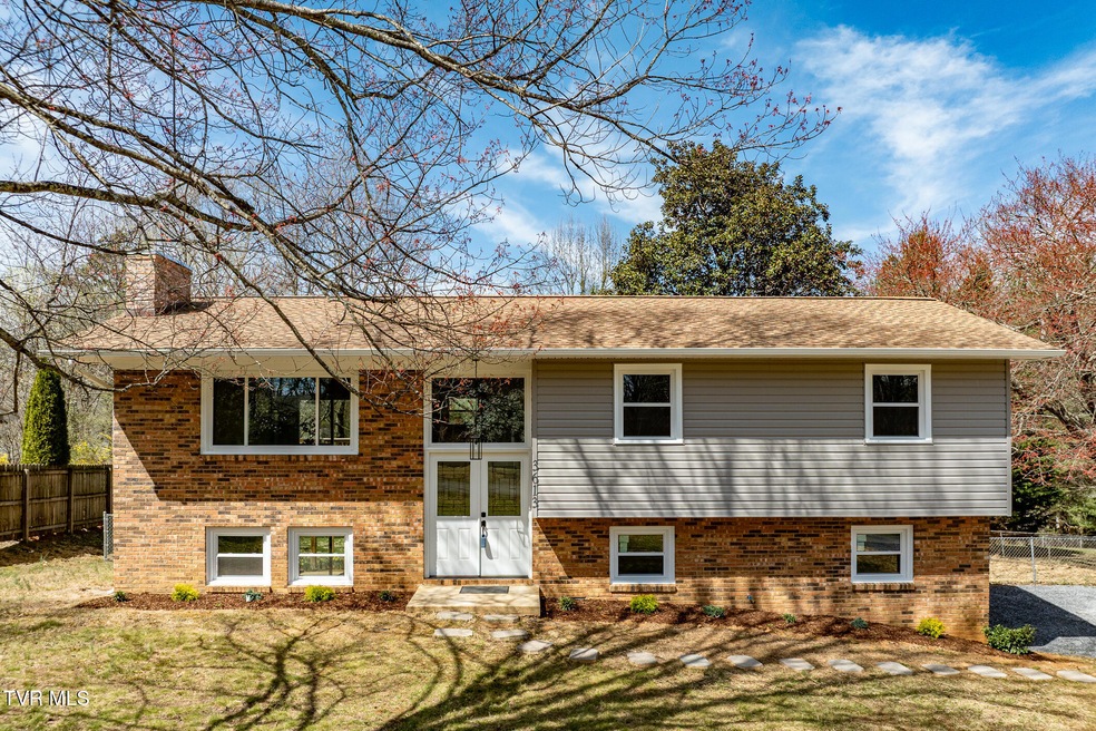 3613 Hazelnut Dr (18 of 81)