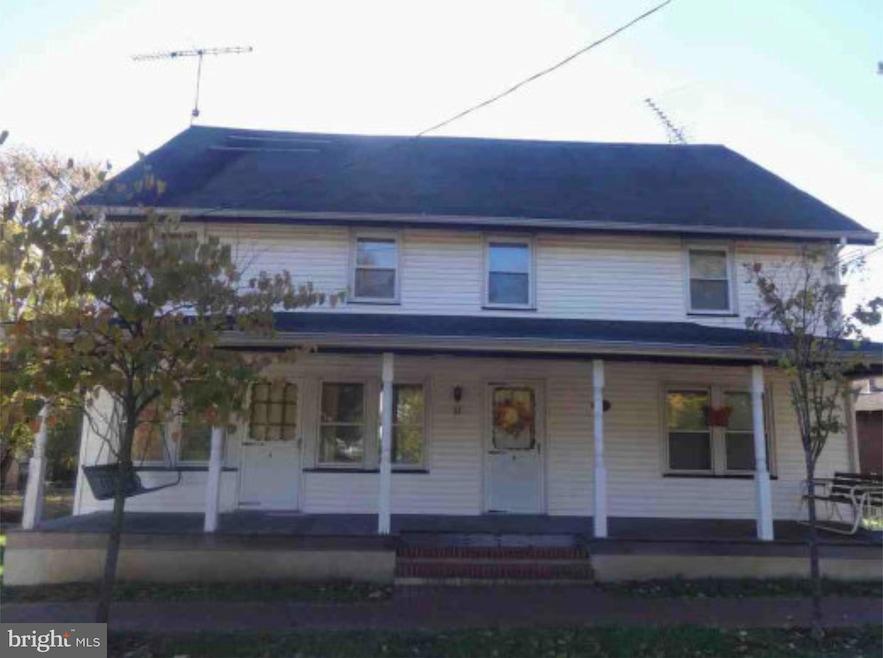 For Rent $1,400/month