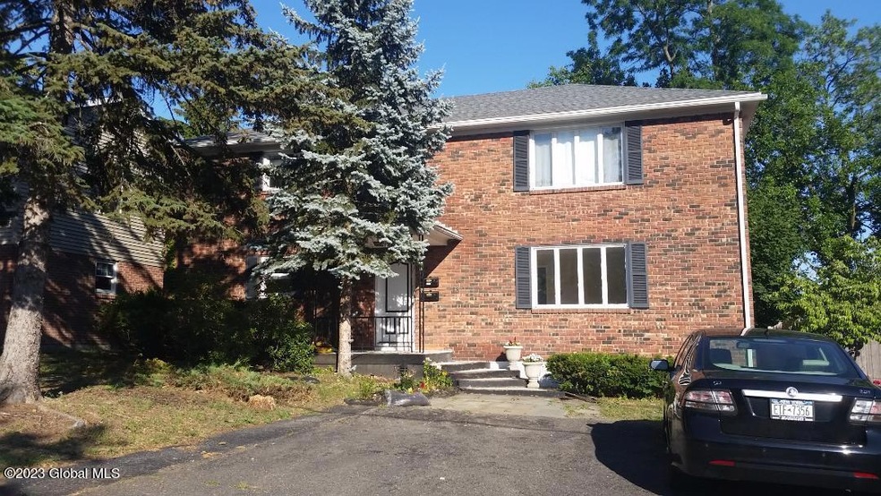 13 Croswell St unit 2, Albany, NY 12206 - photo 1