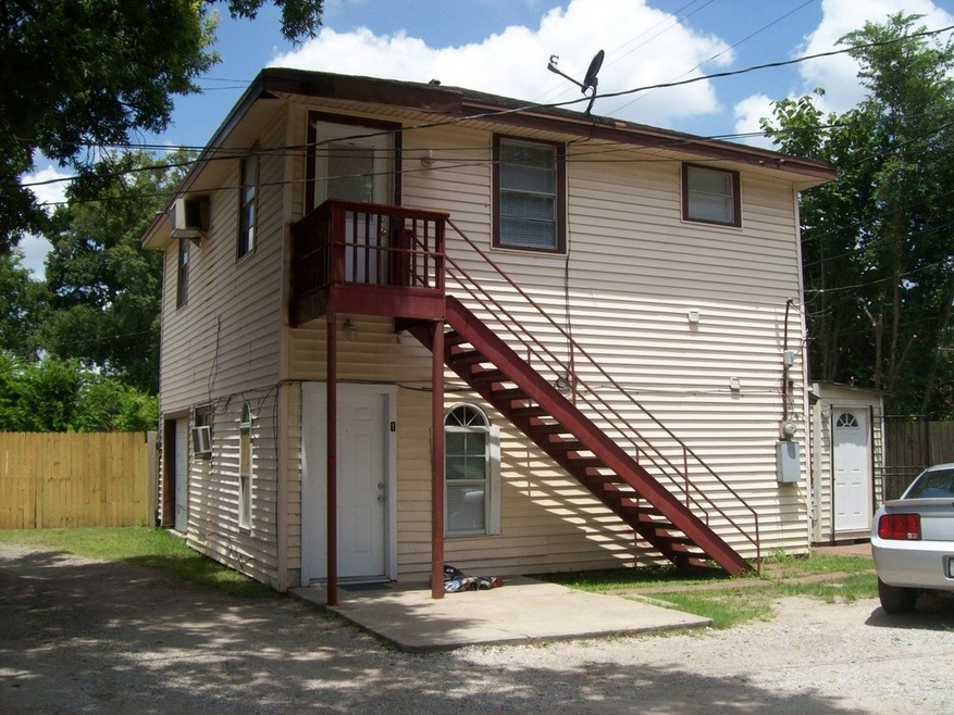 13433 Topeka St, Houston, TX 77015 - photo 1