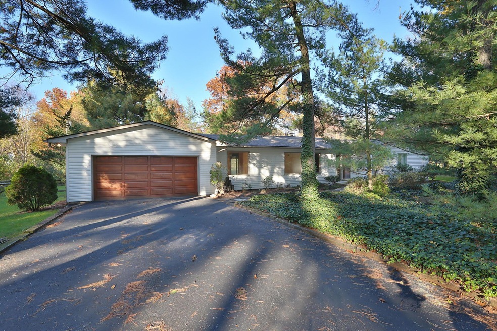 5910 Whitman - 01