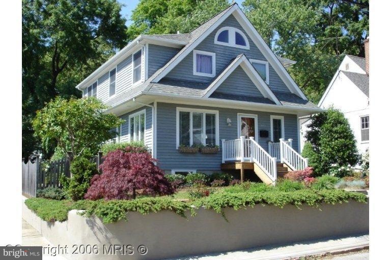 922 Boucher Ave, Annapolis, MD 21403 - photo 1