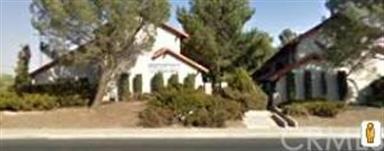 16750 Green Tree Blvd unit 24, Victorville, CA 92395 - photo 1