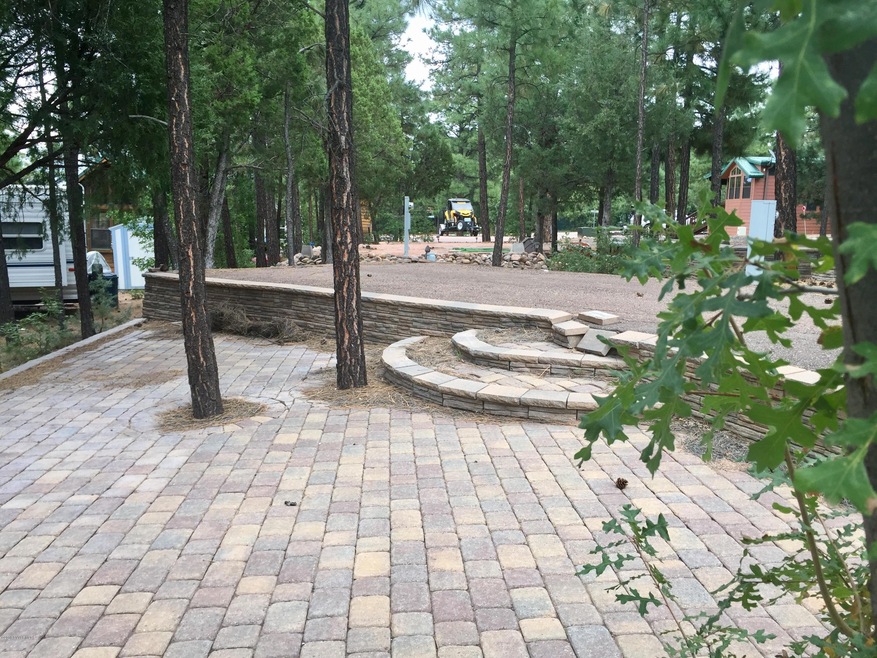 2290 E Broken Arrow Ln, Show Low, AZ 85901 - photo 1