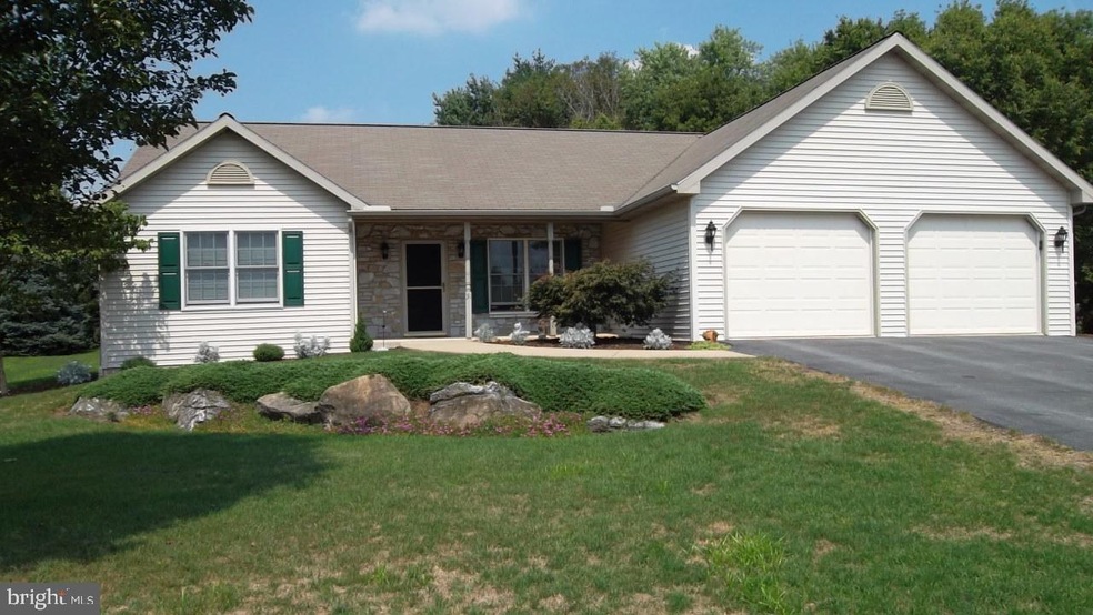 31 Groffs Dr, Ephrata, PA 17522 - photo 1