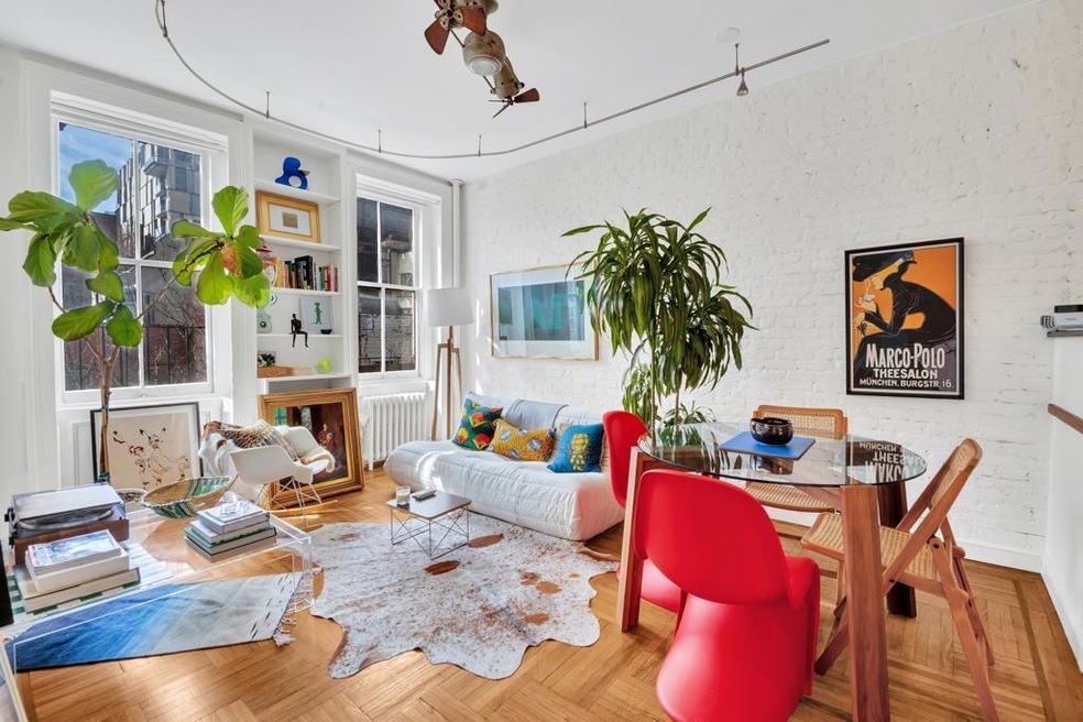 195 Prince St unit 4-S, New York, NY 10012 - photo 1